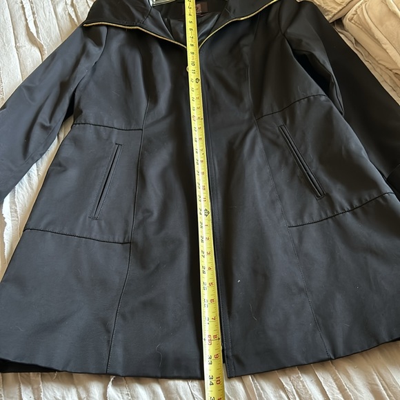 Anne Klein raincoat. Size Large, Black. New without tags. - Picture 10 of 13